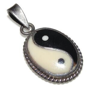925 Yin Yang Pendant Sterling Silver Vintage Estate Black White Tao Jewelry